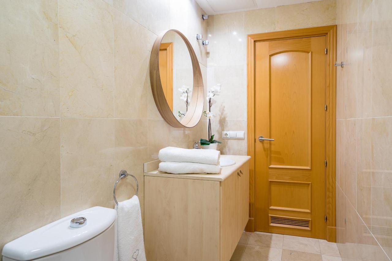 Homeabout Fresca Apartment II Málaga Esterno foto